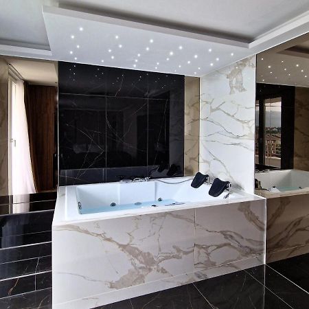 Petkov5Ki.Luxuryapartments Скопье Экстерьер фото
